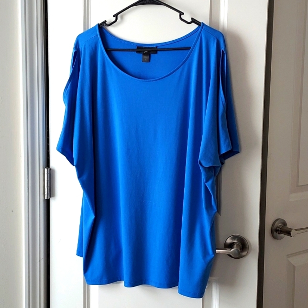 Attention plus short sleeve blue 2x